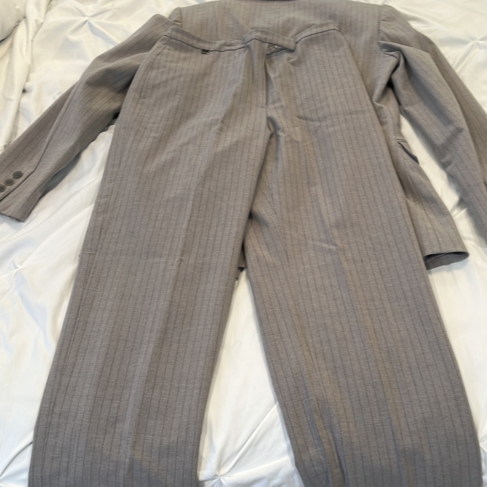 Tahari Grey Stripe Suit - Picture 6 of 9